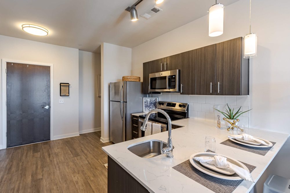 hoffler place off campus apartments near college of charleston kitchen