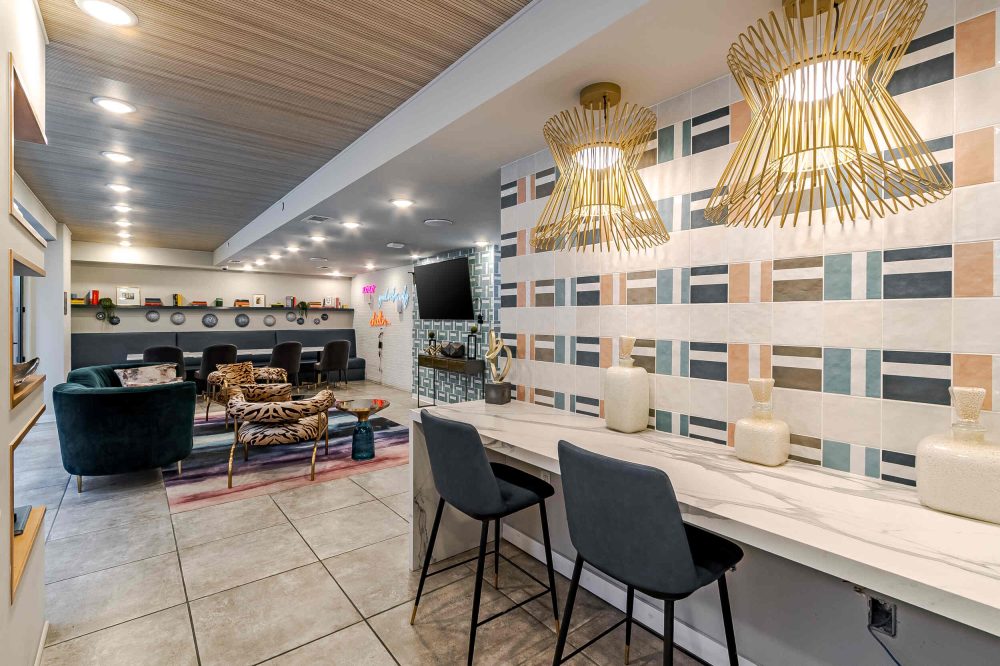 hoffler place off campus apartments near college of charleston resident clubhouse