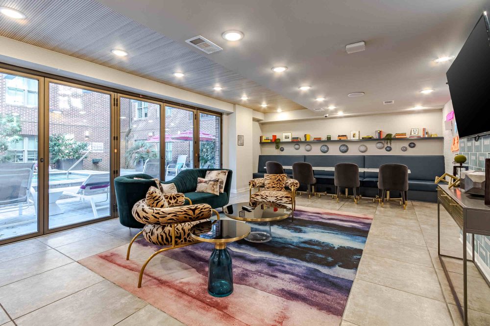 hoffler place off campus apartments near college of charleston resident clubhouse pool access